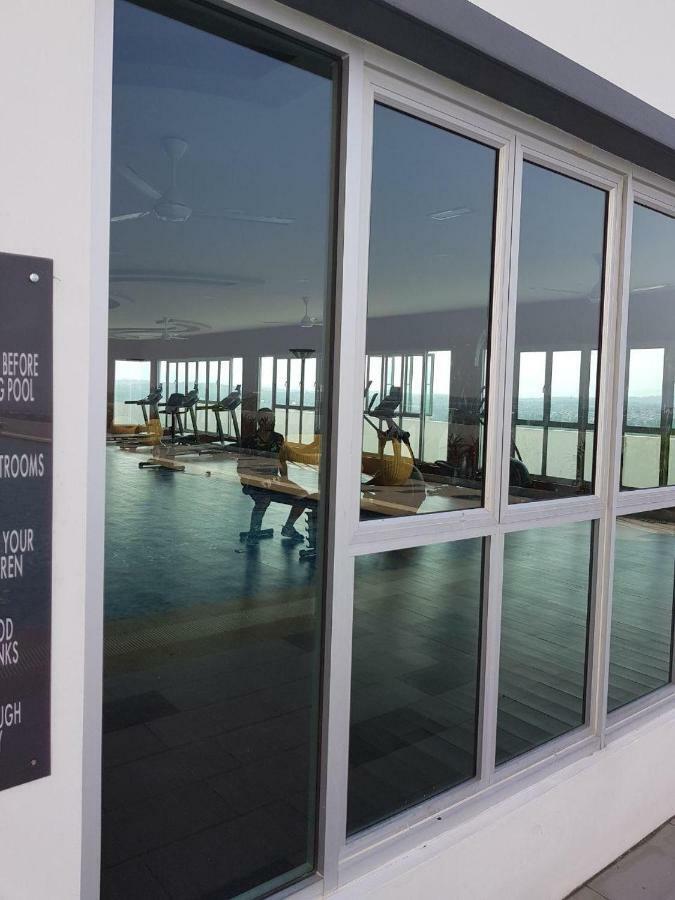 Hz Homestay @Ascotte Boulevard เซเมนยีห์ ภายนอก รูปภาพ